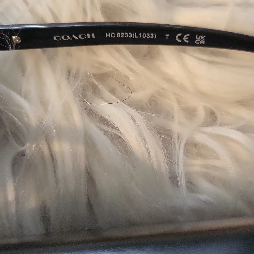🌸🌸NEW COACH🌸🌸 Authentic Coach Black Integration Flower Sunglasses! - Picture 5 of 10